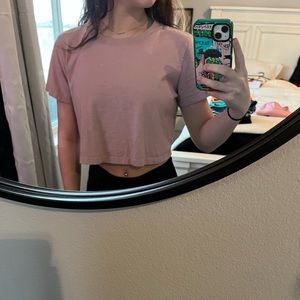 URBAN OUTFITTERS CROPPED T